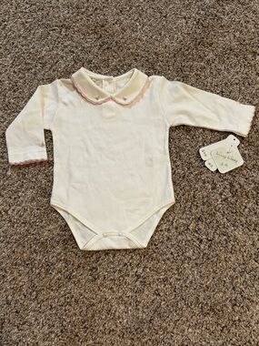 Kissy Kissy White Long-Sleeve Bodysuit with Pink Trim and Rosettes 3/6 month